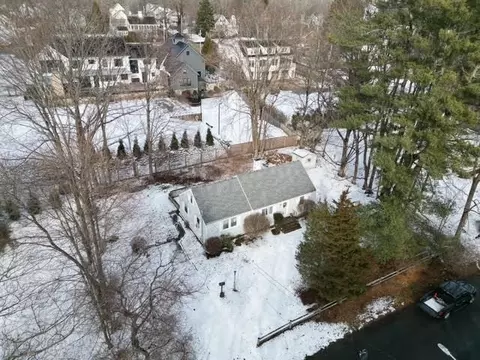 25 Arnold Rd, Hingham, MA 02043 photo 6