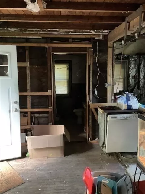 118 Southold Rd, Worcester, MA 01607 photo 11