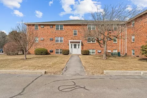 91 Pleasant #D9, Medfield, MA 02052