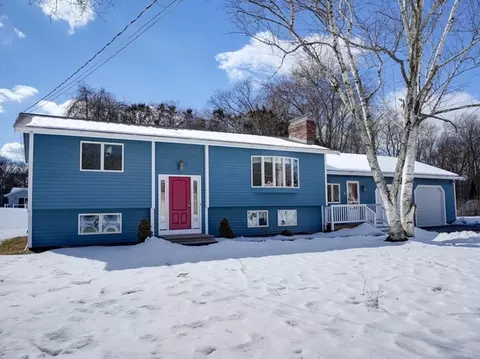 36 Richardson Rd, Hudson, MA 01749