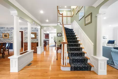 28 Francis St, Dover, MA 02030 photo 4