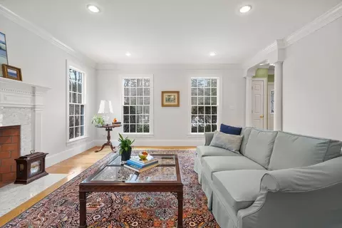 28 Francis St, Dover, MA 02030 photo 6