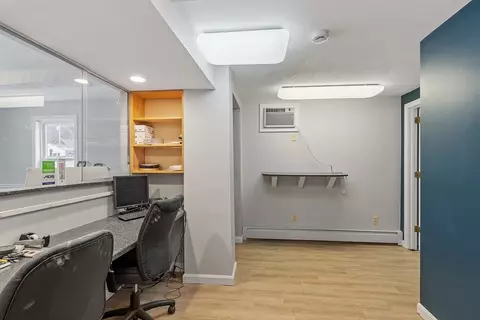 48 Pleasant St, Spencer, MA 01562