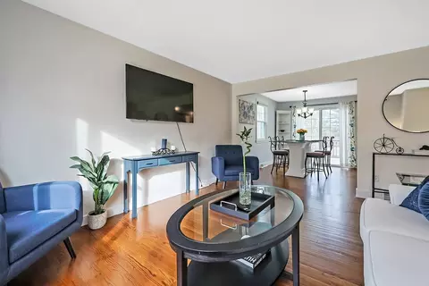 Living - 446 Ware St, Mansfield, MA 02048 photo 4 of 6