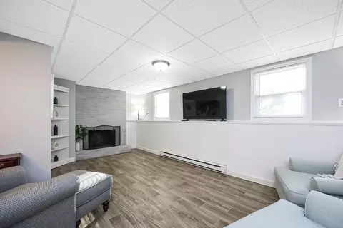 Living - 446 Ware St, Mansfield, MA 02048 photo 5 of 6