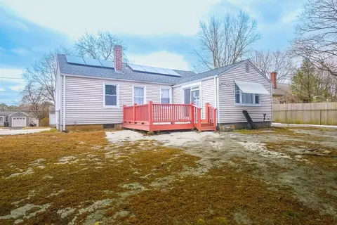 Exterior - 46 Kane St, Springfield, MA 01119 photo 2 of 3