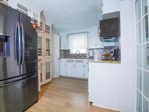 Kitchen - 46 Kane St, Springfield, MA 01119 photo 1 of 2