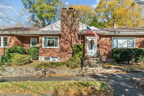 70 Mayfair St, Lynn, MA 01904