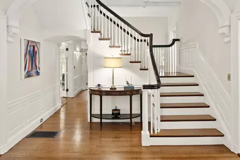 Entry Way - 19 Rangeley Rd, Winchester, MA 01890 photo 2 of 4