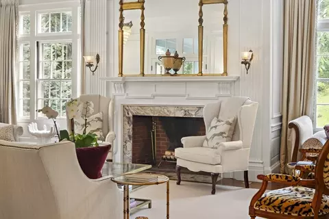 Living - 19 Rangeley Rd, Winchester, MA 01890 photo 1 of 6