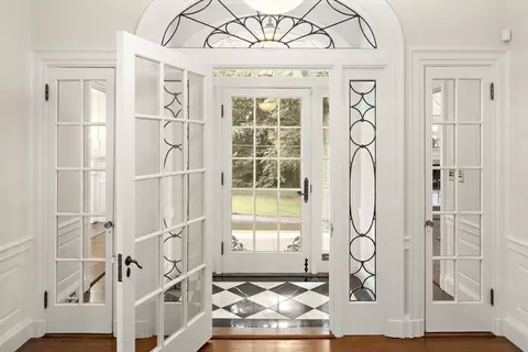 Entry Way - 19 Rangeley Rd, Winchester, MA 01890 photo 1 of 4