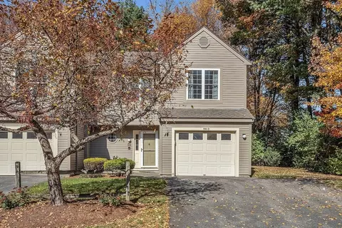 706 Ridgefield Cir #D, Clinton, MA 01510