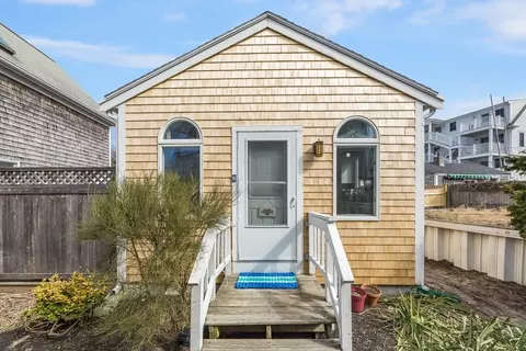 54 Bradford St UNIT C, Provincetown, MA 02657