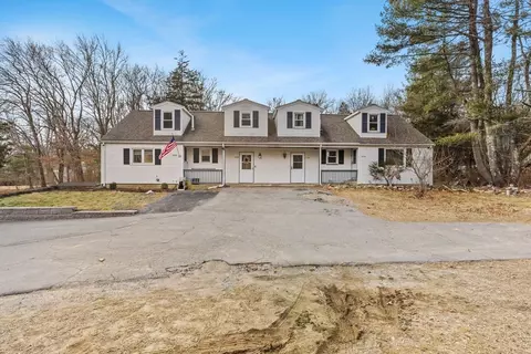 212 N Worcester St #B, Norton, MA 02766