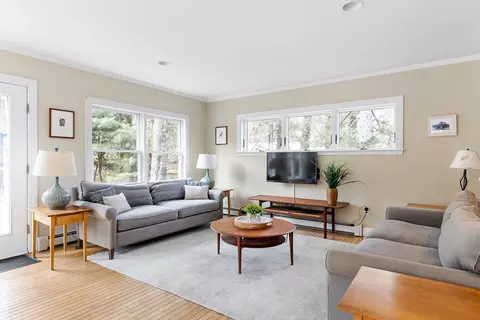663 Greendale Ave, Needham, MA 02492 photo 3
