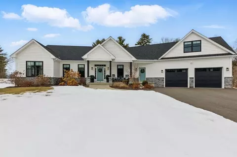 5 Honeybird Run, Southwick, MA 01077