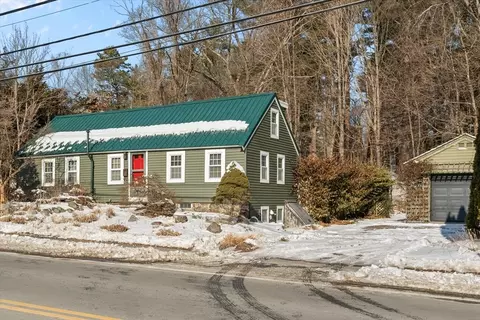 153 W Main St, Georgetown, MA 01833