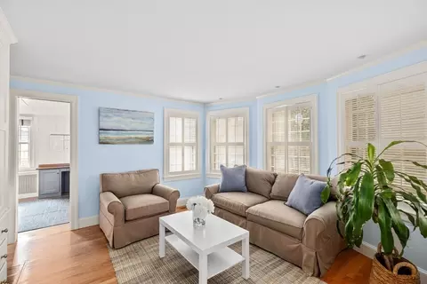 24 Lincoln St, Hingham, MA 02043 photo 9