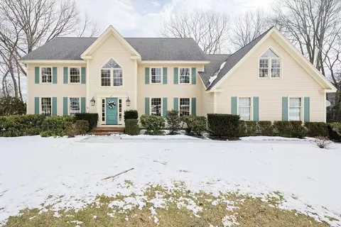 21 Morningside Dr, Shrewsbury, MA 01545