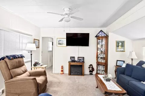 11 Timber Ln, Wareham, MA 02576 photo 5