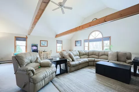 2 Plumbley Rd, Upton, MA 01568 photo 8