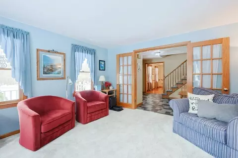 2 Plumbley Rd, Upton, MA 01568 photo 11