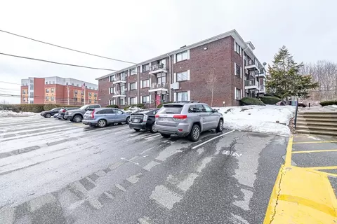 260 E Haverhill #22, Lawrence, MA 01843
