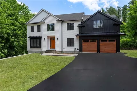 74 Farwell St, Natick, MA 01760