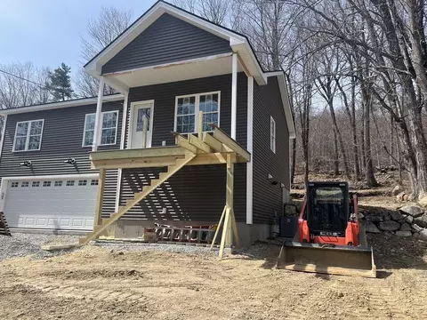 23 Chapel St, Ashburnham, MA 01430 photo 2