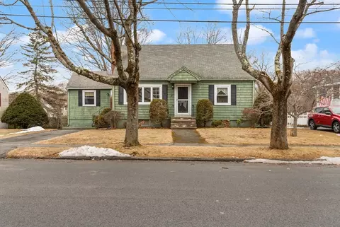 30 Kingdom Ter, Peabody, MA 01960