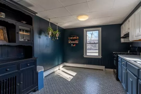 8 Adams St, Danvers, MA 01923 photo 14
