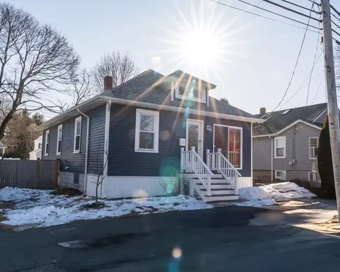 8 Adams St, Danvers, MA 01923