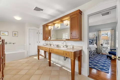 58 West St, Beverly, MA 01915 photo 31