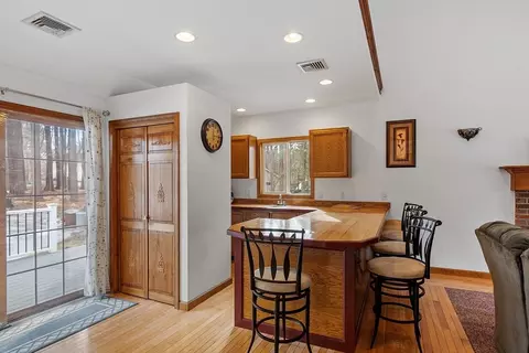 7 Spring St, Douglas, MA 01516 photo 15