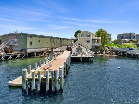88 Rocky Neck Ave, Gloucester, MA 01930