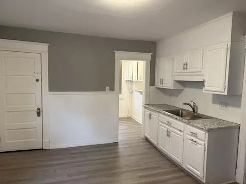 23 Leete St, Springfield, MA 01108 photo 8
