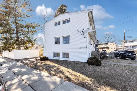 4 Edson Ter, Hyde Park, MA 02136 photo 2