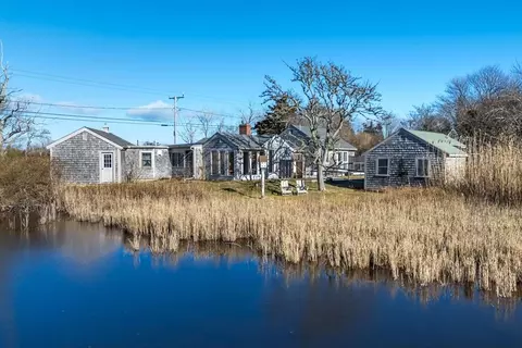 156 Rock Harbor Rd, Orleans, MA 02653