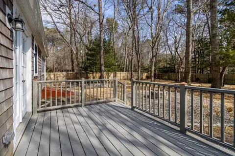 Exterior - 644 Skunknet Rd, Centerville, MA 02632 photo 6 of 6