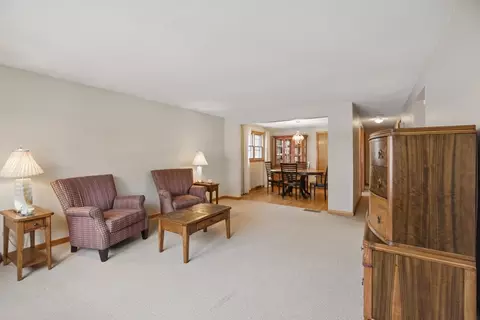 6 Garrity St, Chicopee, MA 01020 photo 9