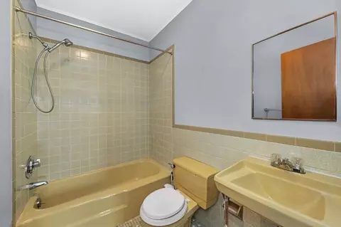Bath - 6 Trask St, Danvers, MA 01923 photo 4 of 4