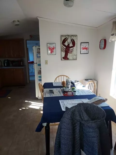 70 Timber Ln, Wareham, MA 02576 photo 7