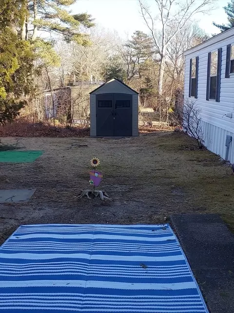 70 Timber Ln, Wareham, MA 02576 photo 4