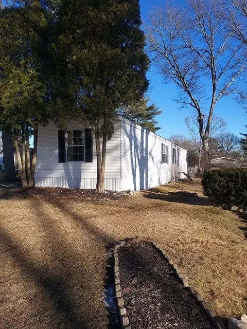 70 Timber Ln, Wareham, MA 02576