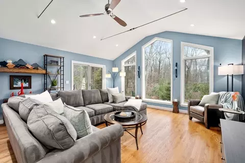 30 Trailside Rd, Weston, MA 02493 photo 13