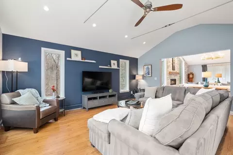 30 Trailside Rd, Weston, MA 02493 photo 14