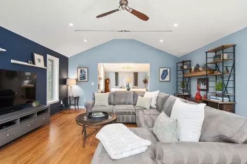 30 Trailside Rd, Weston, MA 02493 photo 15