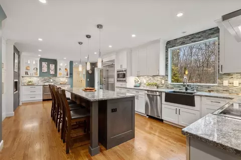 30 Trailside Rd, Weston, MA 02493 photo 9