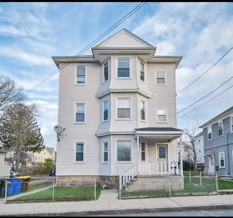 44 Haffards St, Fall River, MA 02723