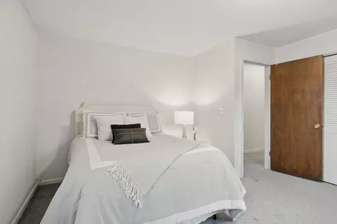 79 Wanda St, Chicopee, MA 01013 photo 20